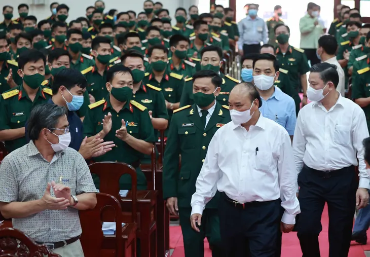 Biểu dương và đánh giá cao các thế hệ tướng lĩnh, sỹ quan và cán bộ, chiến sỹ Sư đoàn 9, Quân đoàn 4 - Ảnh 1. Biểu dương và đánh giá cao các thế hệ tướng lĩnh, sỹ quan và cán bộ, chiến sỹ Sư đoàn 9, Quân đoàn 4 - Ảnh 1.