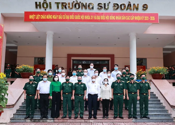 Biểu dương và đánh giá cao các thế hệ tướng lĩnh, sỹ quan và cán bộ, chiến sỹ Sư đoàn 9, Quân đoàn 4 - Ảnh 2. Biểu dương và đánh giá cao các thế hệ tướng lĩnh, sỹ quan và cán bộ, chiến sỹ Sư đoàn 9, Quân đoàn 4 - Ảnh 2.