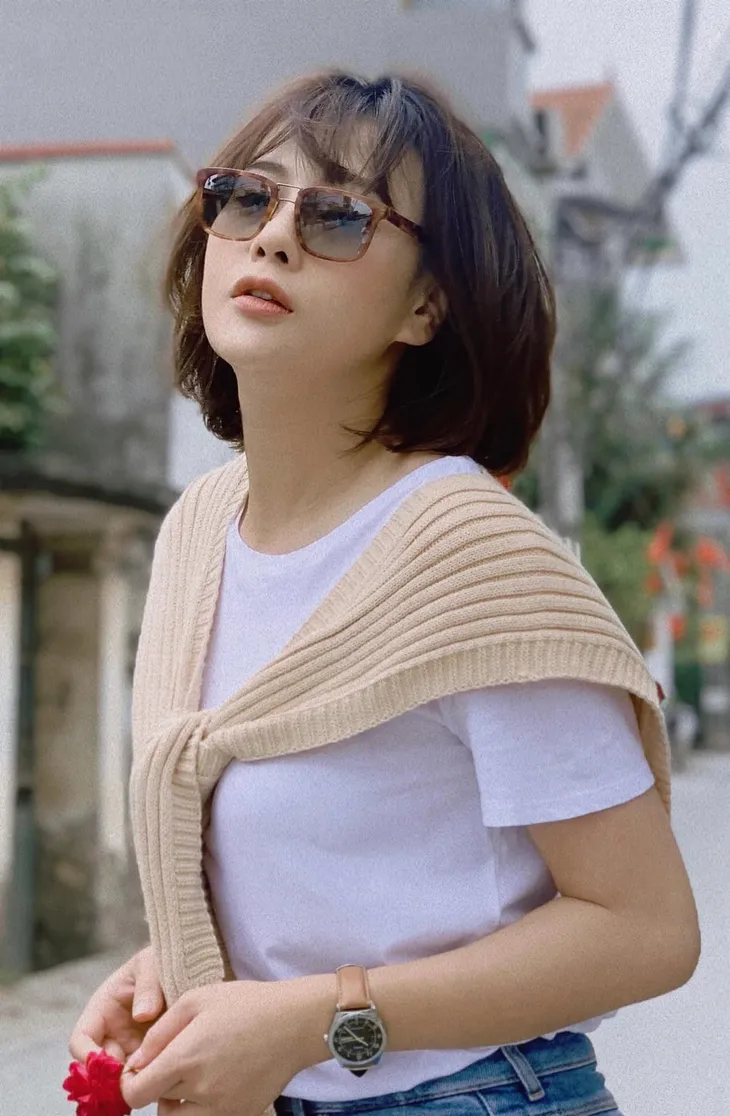 Phương Oanh khiến khán giả mê mệt khi để tóc ngắn cá tính trong Hương vị tình thân - Ảnh 1. Phương Oanh khiến khán giả mê mệt khi để tóc ngắn cá tính trong Hương vị tình thân - Ảnh 1.