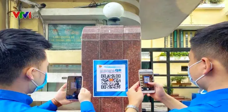 Đa dạng hình thức tuyên truyền bầu cử: Từ loa phát thanh đến quét mã QR - Ảnh 5. Đa dạng hình thức tuyên truyền bầu cử: Từ loa phát thanh đến quét mã QR - Ảnh 5.
