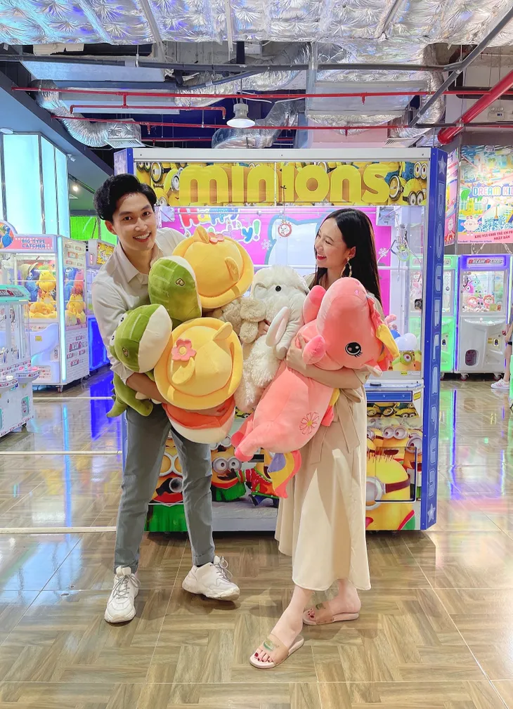Hướng dương ngược nắng: Nhìn lại chuyện tình 1+0=... của Trí và Ngọc - Ảnh 7. Hướng dương ngược nắng: Nhìn lại chuyện tình 1+0=... của Trí và Ngọc - Ảnh 7.