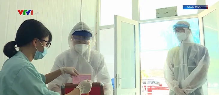 Sẵn sàng cho ngày bầu cử ở địa phương có dịch COVID-19 - Ảnh 1. Sẵn sàng cho ngày bầu cử ở địa phương có dịch COVID-19 - Ảnh 1.