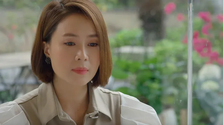 Hướng dương ngược nắng - Tập 68: Hoàng ôm hôn Minh tới tấp, Trí chốt đơn Ngọc, chỉ còn Châu - Kiên cứ mãi dùng dằng - Ảnh 9. Hướng dương ngược nắng - Tập 68: Hoàng ôm hôn Minh tới tấp, Trí chốt đơn Ngọc, chỉ còn Châu - Kiên cứ mãi dùng dằng - Ảnh 9.