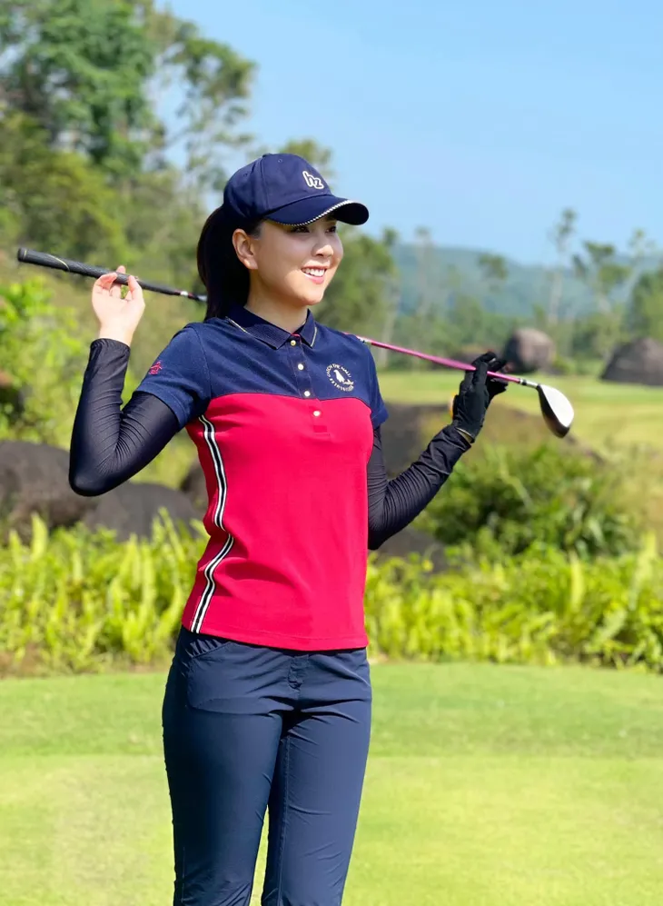 BTV Mai Ngọc xinh đẹp khoe sắc bên biển xanh nắng vàng - Ảnh 5. BTV Mai Ngọc xinh đẹp khoe sắc bên biển xanh nắng vàng - Ảnh 5.