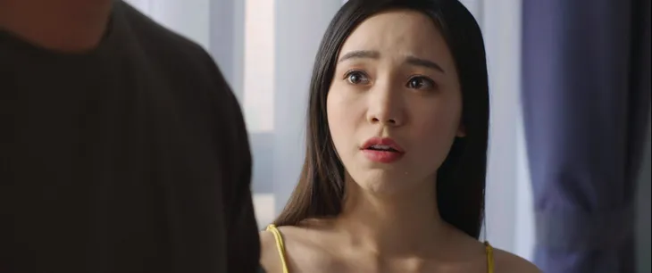 Hãy nói lời yêu - Tập 11: Trớ trêu thay My bị đánh ghen bầm dập còn mẹ My thì cầm dao đánh ghen nhân tình của bố - Ảnh 5. Hãy nói lời yêu - Tập 11: Trớ trêu thay My bị đánh ghen bầm dập còn mẹ My thì cầm dao đánh ghen nhân tình của bố - Ảnh 5.