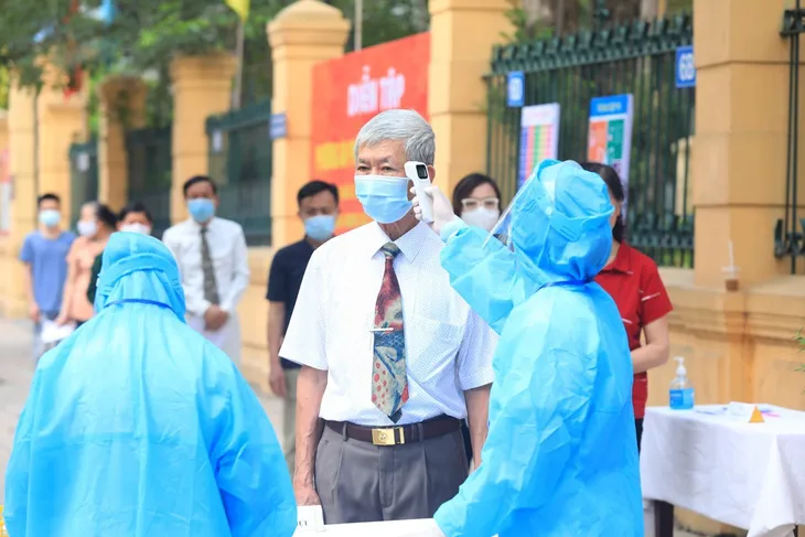 Những biện pháp để đảm bảo phòng dịch COVID-19 trong ngày bầu cử - Ảnh 5. Những biện pháp để đảm bảo phòng dịch COVID-19 trong ngày bầu cử - Ảnh 5.