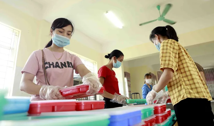 Cuộc sống trong khu cách ly của 84 F1 là học sinh tại Vĩnh Phúc - Ảnh 15. Cuộc sống trong khu cách ly của 84 F1 là học sinh tại Vĩnh Phúc - Ảnh 15.