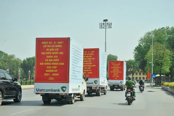 Thủ đô Hà Nội hân hoan, phấn khởi trước ngày hội toàn dân - Ảnh 4. Thủ đô Hà Nội hân hoan, phấn khởi trước ngày hội toàn dân - Ảnh 4.