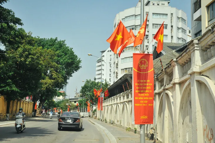 Thủ đô Hà Nội hân hoan, phấn khởi trước ngày hội toàn dân - Ảnh 5. Thủ đô Hà Nội hân hoan, phấn khởi trước ngày hội toàn dân - Ảnh 5.