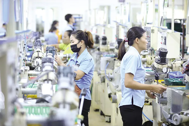 Lộ diện 10 tỉnh, thành có thu nhập bình quân đầu người cao nhất năm 2020 - Ảnh 1. Lộ diện 10 tỉnh, thành có thu nhập bình quân đầu người cao nhất năm 2020 - Ảnh 1.