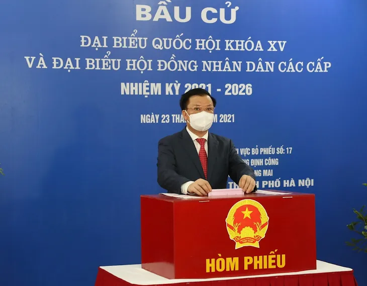 Bi thu HN2 Bi thu HN2