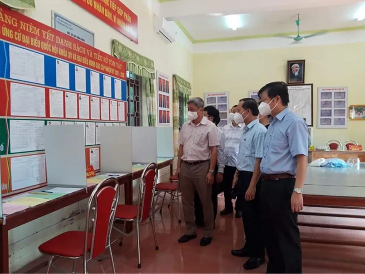 Bộ Y tế hỗ trợ Bắc Giang đảm bảo an toàn phòng chống dịch COVID-19 trong bầu cử - Ảnh 1. Bộ Y tế hỗ trợ Bắc Giang đảm bảo an toàn phòng chống dịch COVID-19 trong bầu cử - Ảnh 1.