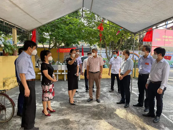 Bộ Y tế hỗ trợ Bắc Giang đảm bảo an toàn phòng chống dịch COVID-19 trong bầu cử - Ảnh 2. Bộ Y tế hỗ trợ Bắc Giang đảm bảo an toàn phòng chống dịch COVID-19 trong bầu cử - Ảnh 2.