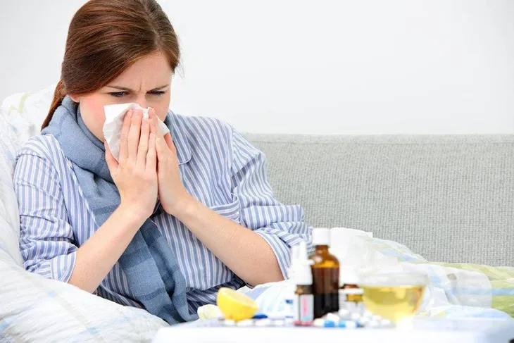 Vì sao người cao tuổi và người bệnh mạn tính cần tiêm phòng cúm mỗi năm? - Ảnh 1. Vì sao người cao tuổi và người bệnh mạn tính cần tiêm phòng cúm mỗi năm? - Ảnh 1.