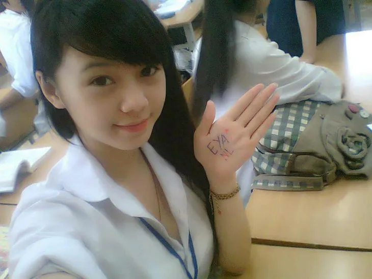 Quỳnh Kool khoe loạt ảnh ngày xưa, thanh xuân có cả Đình Tú - Ảnh 1. Quỳnh Kool khoe loạt ảnh ngày xưa, thanh xuân có cả Đình Tú - Ảnh 1.