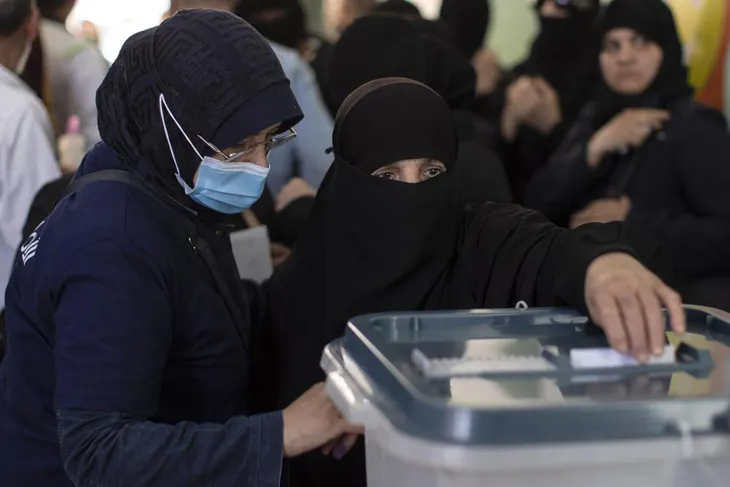 Tổng thống Syria Bashar al-Assad tái đắc cử nhiệm kỳ thứ 4 - Ảnh 2. Tổng thống Syria Bashar al-Assad tái đắc cử nhiệm kỳ thứ 4 - Ảnh 2.