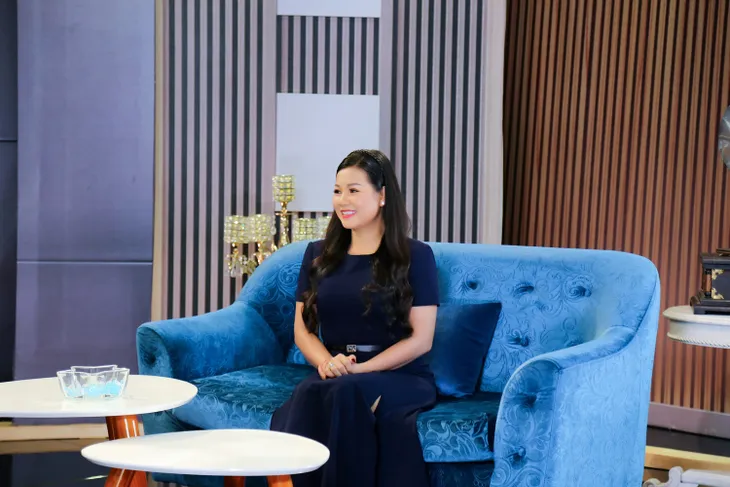 Ca sĩ Dương Hồng Loan: “Muốn giữ hạnh phúc gia đình, phải lấy lòng mẹ chồng” - Ảnh 1. Ca sĩ Dương Hồng Loan: “Muốn giữ hạnh phúc gia đình, phải lấy lòng mẹ chồng” - Ảnh 1.