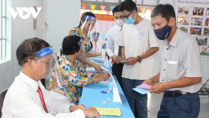 Thêm nhiều địa phương công bố đại biểu trúng cử HĐND nhiệm kỳ mới - Ảnh 1. Thêm nhiều địa phương công bố đại biểu trúng cử HĐND nhiệm kỳ mới - Ảnh 1.