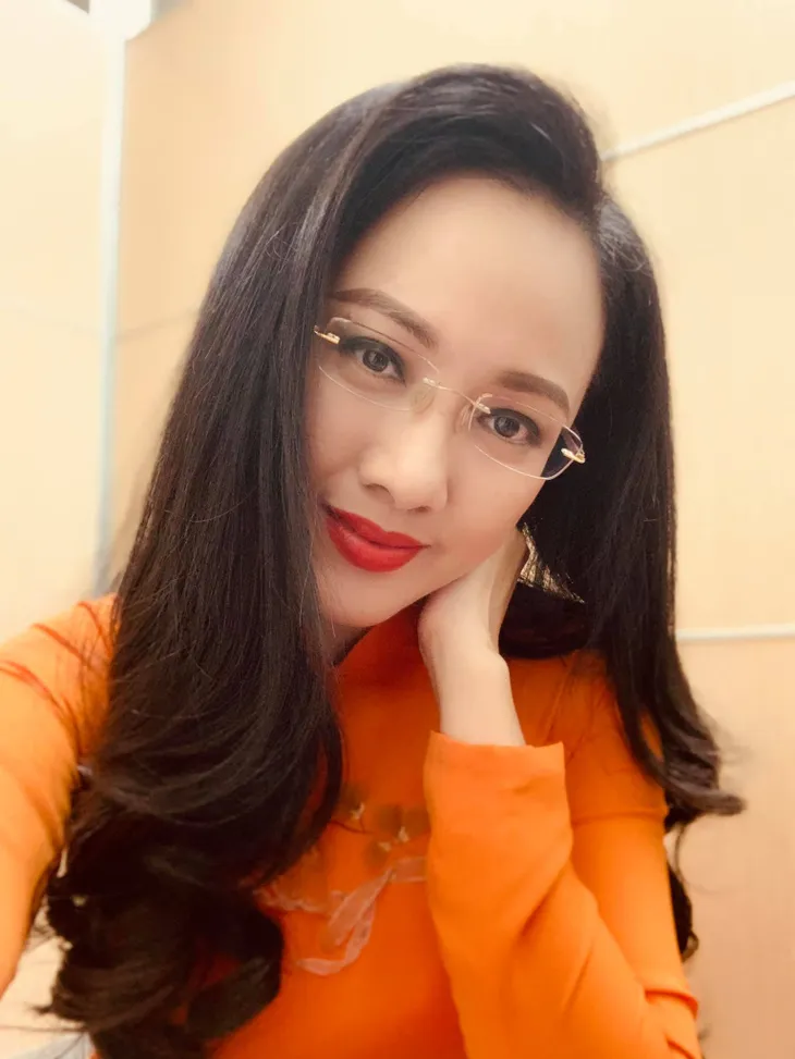 Dàn MC, BTV mê tóc dài: Thụy Vân biến hóa, Hoài Anh cuốn hút, Thu Hương lại than dày - Ảnh 25. Dàn MC, BTV mê tóc dài: Thụy Vân biến hóa, Hoài Anh cuốn hút, Thu Hương lại than dày - Ảnh 25.