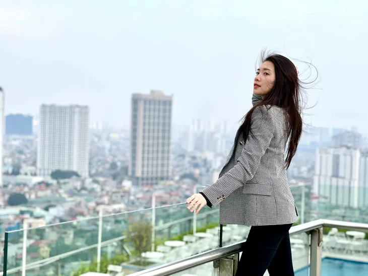 Dàn MC, BTV mê tóc dài: Thụy Vân biến hóa, Hoài Anh cuốn hút, Thu Hương lại than dày - Ảnh 27. Dàn MC, BTV mê tóc dài: Thụy Vân biến hóa, Hoài Anh cuốn hút, Thu Hương lại than dày - Ảnh 27.