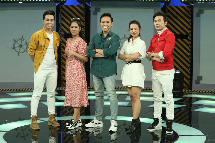 Anh Đức lảng tránh khi được hỏi chuyện tình cảm khi quay gameshow - Ảnh 1. Anh Đức lảng tránh khi được hỏi chuyện tình cảm khi quay gameshow - Ảnh 1.
