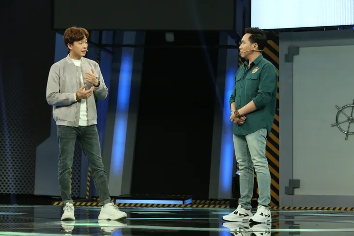 Anh Đức lảng tránh khi được hỏi chuyện tình cảm khi quay gameshow - Ảnh 3. Anh Đức lảng tránh khi được hỏi chuyện tình cảm khi quay gameshow - Ảnh 3.