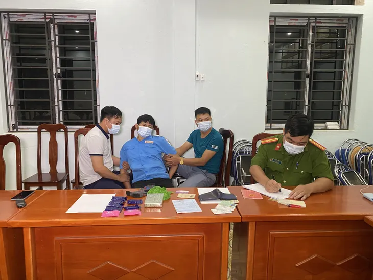 Nguyên chủ tịch xã buôn ma túy - Ảnh 1. Nguyên chủ tịch xã buôn ma túy - Ảnh 1.