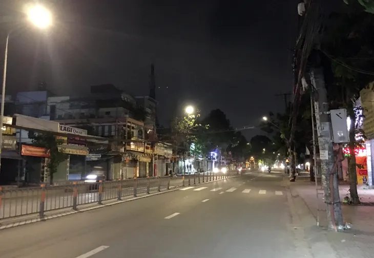 Hôm nay (31/5), TP Hồ Chí Minh bắt đầu thực hiện giãn cách xã hội theo Chỉ thị 15 - Ảnh 3. Hôm nay (31/5), TP Hồ Chí Minh bắt đầu thực hiện giãn cách xã hội theo Chỉ thị 15 - Ảnh 3.