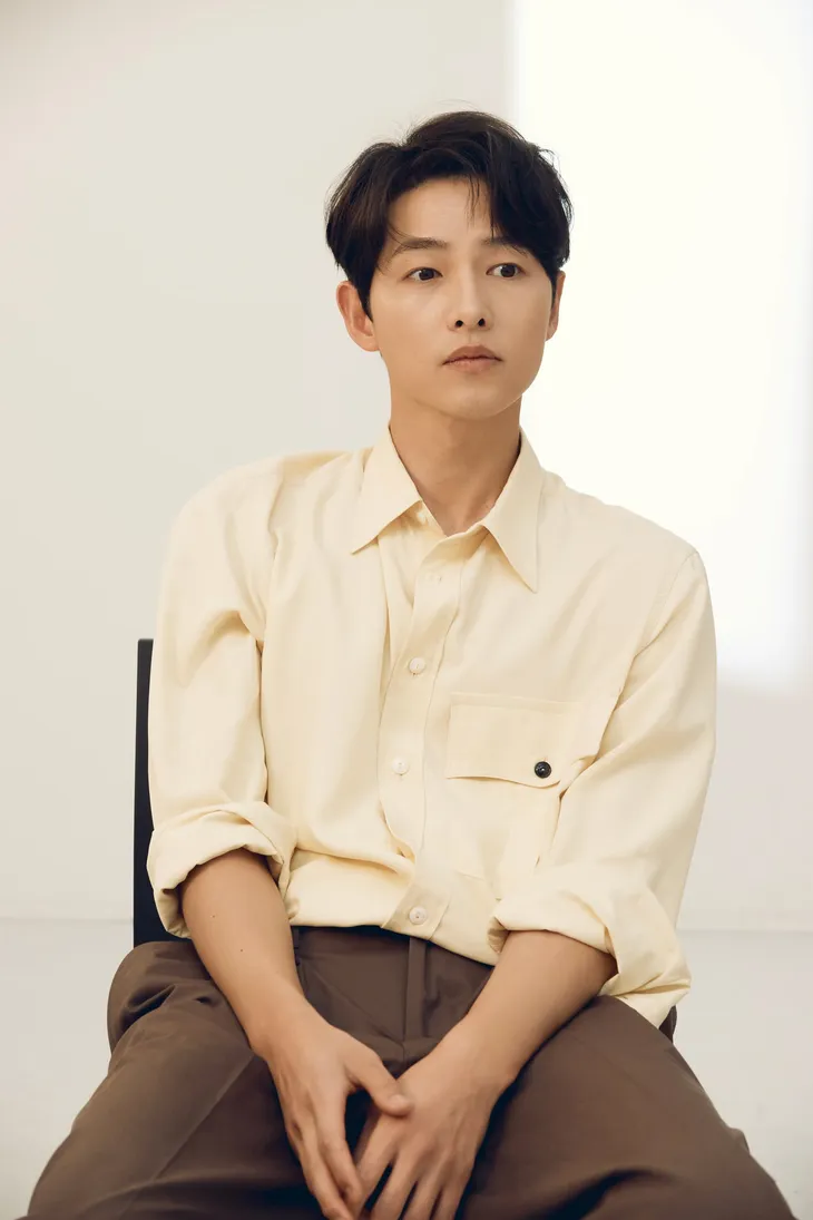 Song Joong Ki nói về Vincenzo: Tôi nghĩ mình diễn hài rất tệ - Ảnh 1. Song Joong Ki nói về Vincenzo: Tôi nghĩ mình diễn hài rất tệ - Ảnh 1.