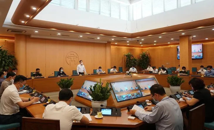 COVID-19 lan rộng 19 tỉnh thành: Làm sao để không trở thành vết dầu loang? - Ảnh 3. COVID-19 lan rộng 19 tỉnh thành: Làm sao để không trở thành vết dầu loang? - Ảnh 3.