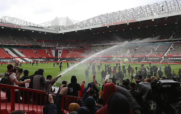 Chốt lịch đá bù trận Manchester United gặp Liverpool vòng 34 Ngoại hạng Anh - Ảnh 1. Chốt lịch đá bù trận Manchester United gặp Liverpool vòng 34 Ngoại hạng Anh - Ảnh 1.