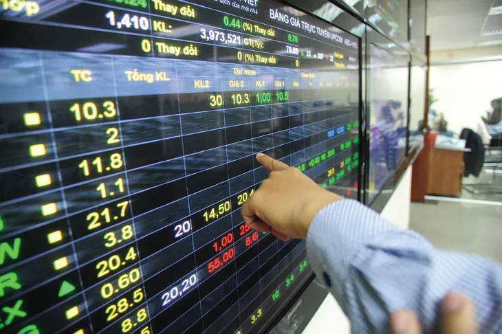 VDSC: VN-Index có thể đạt 1.370 điểm trong tháng 5 - Ảnh 1. VDSC: VN-Index có thể đạt 1.370 điểm trong tháng 5 - Ảnh 1.