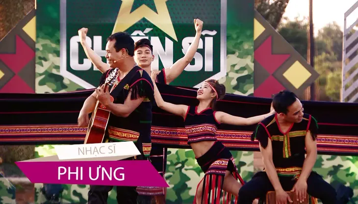 NSƯT Quang Thắng đọ sức cùng các chiến sĩ trong Chúng tôi chiến sĩ 2021 - Ảnh 3. NSƯT Quang Thắng đọ sức cùng các chiến sĩ trong Chúng tôi chiến sĩ 2021 - Ảnh 3.