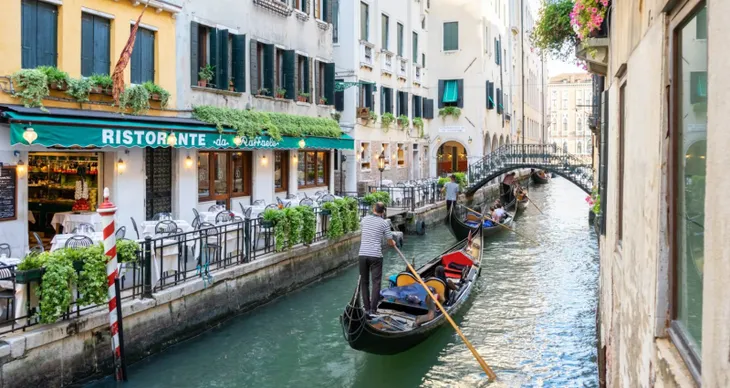 Italy công bố kế hoạch đón khách du lịch vào tháng 5 - Ảnh 1. Italy công bố kế hoạch đón khách du lịch vào tháng 5 - Ảnh 1.