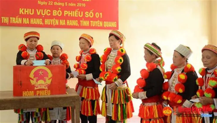Hiểu đúng về nguyên tắc dân chủ trong bầu cử - Ảnh 1. Hiểu đúng về nguyên tắc dân chủ trong bầu cử - Ảnh 1.