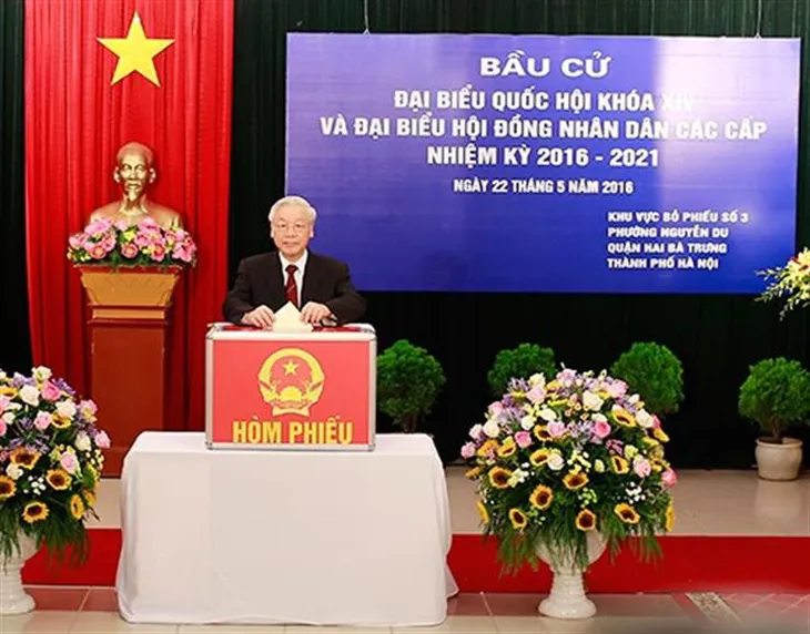 Hiểu đúng về nguyên tắc dân chủ trong bầu cử - Ảnh 2. Hiểu đúng về nguyên tắc dân chủ trong bầu cử - Ảnh 2.