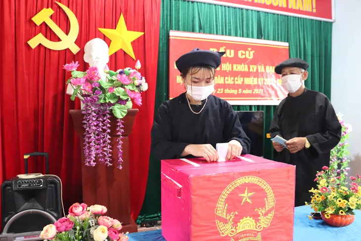 Thêm nhiều địa phương công bố kết quả bầu cử - Ảnh 2. Thêm nhiều địa phương công bố kết quả bầu cử - Ảnh 2.