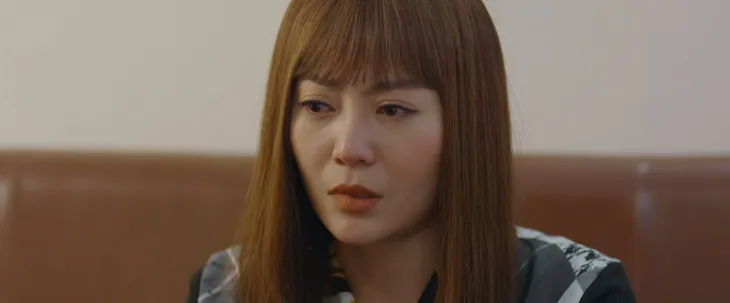 Mùa hoa tìm lại - Tập 8: Lệ vừa hôn Việt thẹn thùng lại bắn tim ngay cho Đồng - Ảnh 2. Mùa hoa tìm lại - Tập 8: Lệ vừa hôn Việt thẹn thùng lại bắn tim ngay cho Đồng - Ảnh 2.