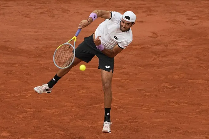 Djokovic hẹn Nadal ở bán kết Pháp mở rộng 2021 - Ảnh 1. Djokovic hẹn Nadal ở bán kết Pháp mở rộng 2021 - Ảnh 1.