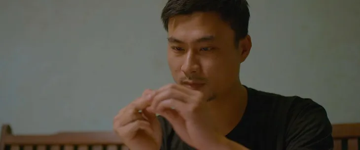 Mùa hoa tìm lại - Tập 8: Lệ vừa hôn Việt thẹn thùng lại bắn tim ngay cho Đồng - Ảnh 7. Mùa hoa tìm lại - Tập 8: Lệ vừa hôn Việt thẹn thùng lại bắn tim ngay cho Đồng - Ảnh 7.