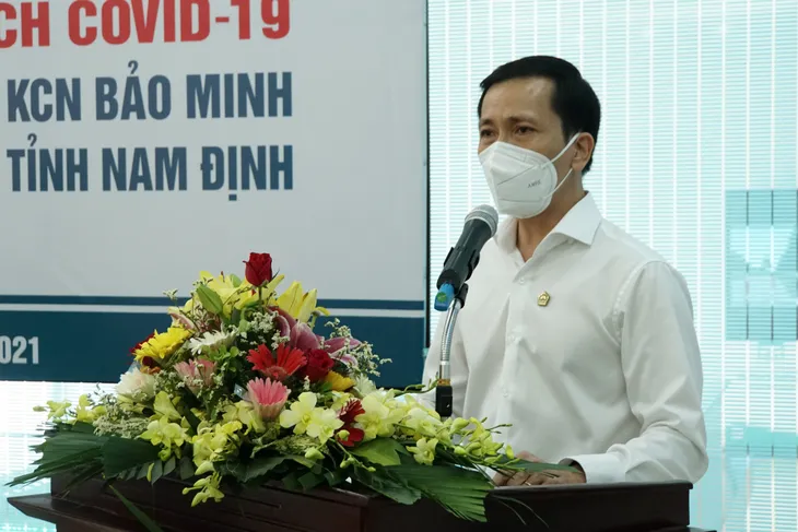 “Thấp thỏm” vì COVID-19, doanh nghiệp tại khu công nghiệp muốn tiếp cận sớm vaccine - Ảnh 4. “Thấp thỏm” vì COVID-19, doanh nghiệp tại khu công nghiệp muốn tiếp cận sớm vaccine - Ảnh 4.