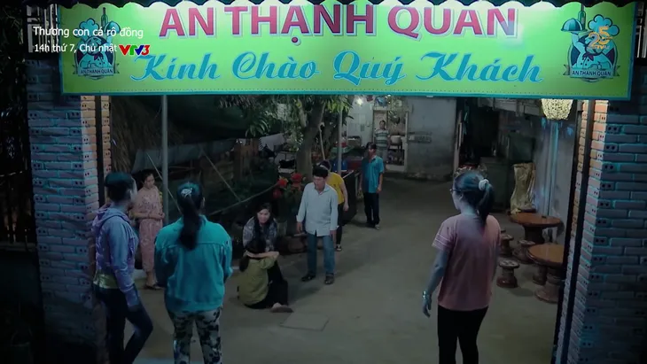 Thương con cá rô đồng - Tập 13: Thương bị bà chủ vu oan giật chồng - Ảnh 4. Thương con cá rô đồng - Tập 13: Thương bị bà chủ vu oan giật chồng - Ảnh 4.