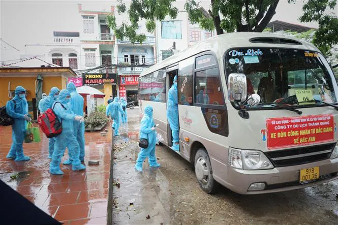 Ưu tiên phụ nữ mang thai khi đưa công nhân về địa phương - Ảnh 1. Ưu tiên phụ nữ mang thai khi đưa công nhân về địa phương - Ảnh 1.