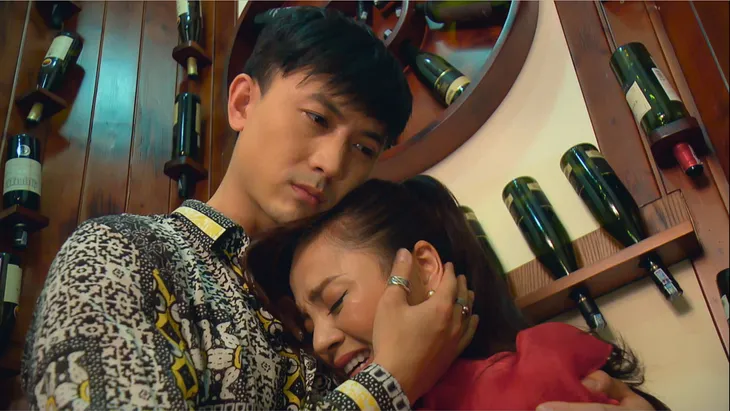 Hương vị tình thân - Tập 40: Vùng vằng đến chia tay, nào ngờ Thy ngã vào lòng Huy - Ảnh 11. Hương vị tình thân - Tập 40: Vùng vằng đến chia tay, nào ngờ Thy ngã vào lòng Huy - Ảnh 11.