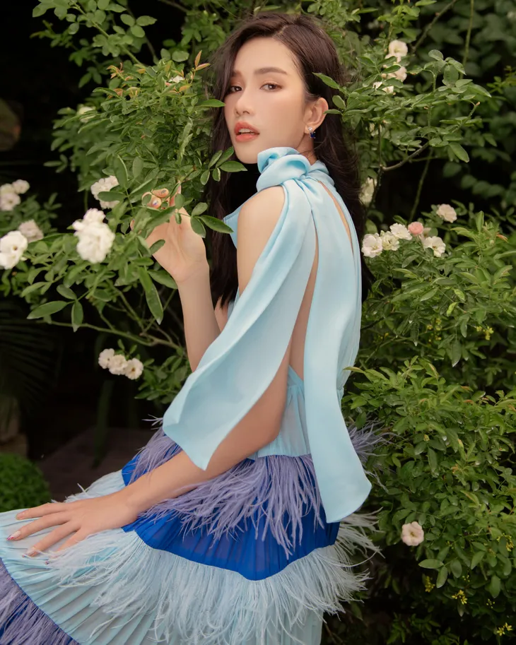 Á hậu Phương Anh hóa nàng thơ trong bộ ảnh đón tuổi 23 - Ảnh 8. Á hậu Phương Anh hóa nàng thơ trong bộ ảnh đón tuổi 23 - Ảnh 8.