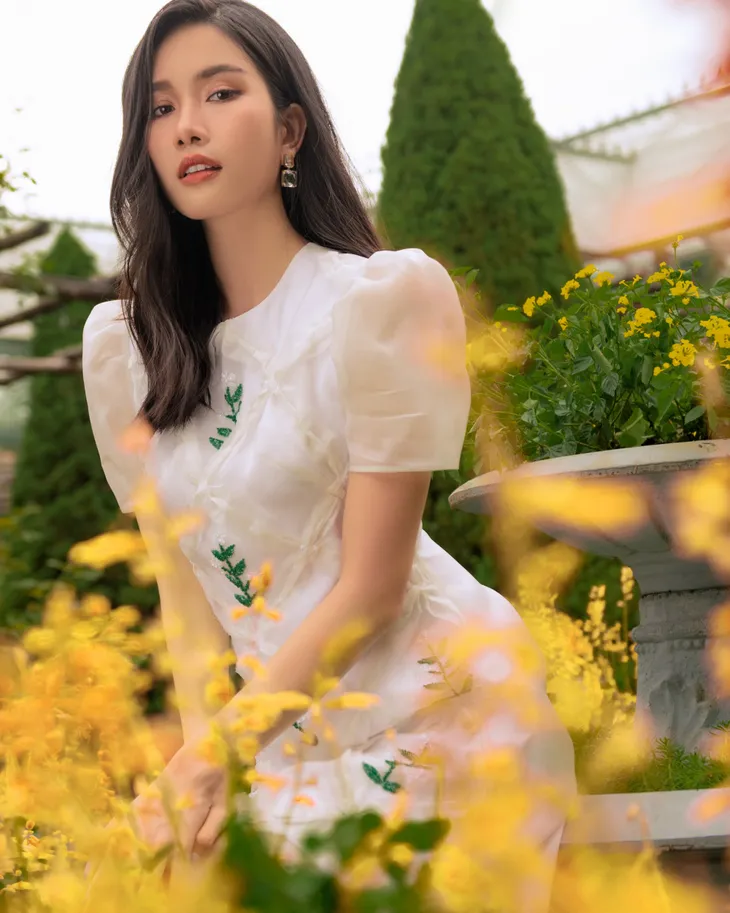 Á hậu Phương Anh hóa nàng thơ trong bộ ảnh đón tuổi 23 - Ảnh 11. Á hậu Phương Anh hóa nàng thơ trong bộ ảnh đón tuổi 23 - Ảnh 11.