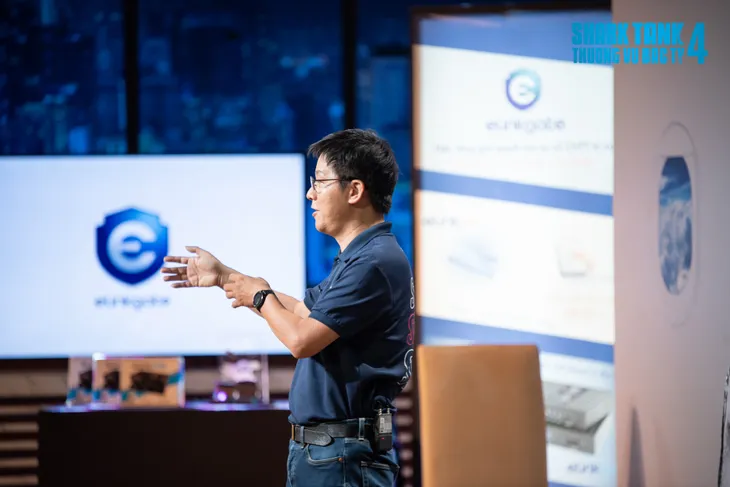Shark Bình hứa hẹn hỗ trợ startup công nghệ thông tin tham gia Shark Tank Mỹ - Ảnh 3. Shark Bình hứa hẹn hỗ trợ startup công nghệ thông tin tham gia Shark Tank Mỹ - Ảnh 3.