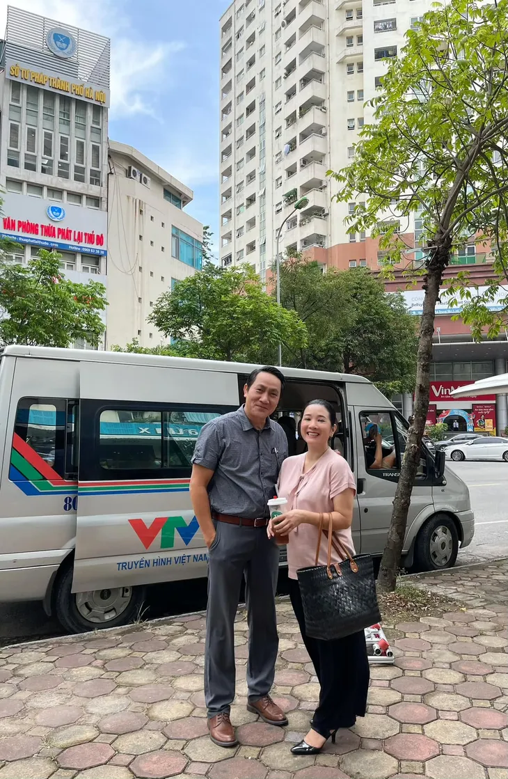 NSƯT Thanh Thanh Hiền lần đầu đóng phim truyền hình cùng NSƯT Hoàng Hải - Ảnh 2. NSƯT Thanh Thanh Hiền lần đầu đóng phim truyền hình cùng NSƯT Hoàng Hải - Ảnh 2.