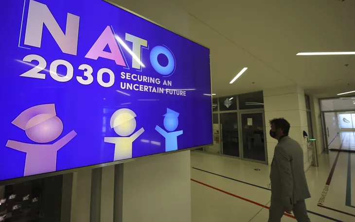 Hội nghị thượng đỉnh NATO ra Tuyên bố chung, thống nhất về đối phó với thách thức trong tương lai - Ảnh 1. Hội nghị thượng đỉnh NATO ra Tuyên bố chung, thống nhất về đối phó với thách thức trong tương lai - Ảnh 1.