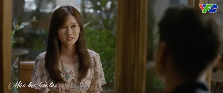 Mùa hoa tìm lại - Tập 10: Hóa ra 10 năm trước chính Tuyết đánh thuốc mê khiến Lệ bị chụp ảnh nóng - Ảnh 13. Mùa hoa tìm lại - Tập 10: Hóa ra 10 năm trước chính Tuyết đánh thuốc mê khiến Lệ bị chụp ảnh nóng - Ảnh 13.